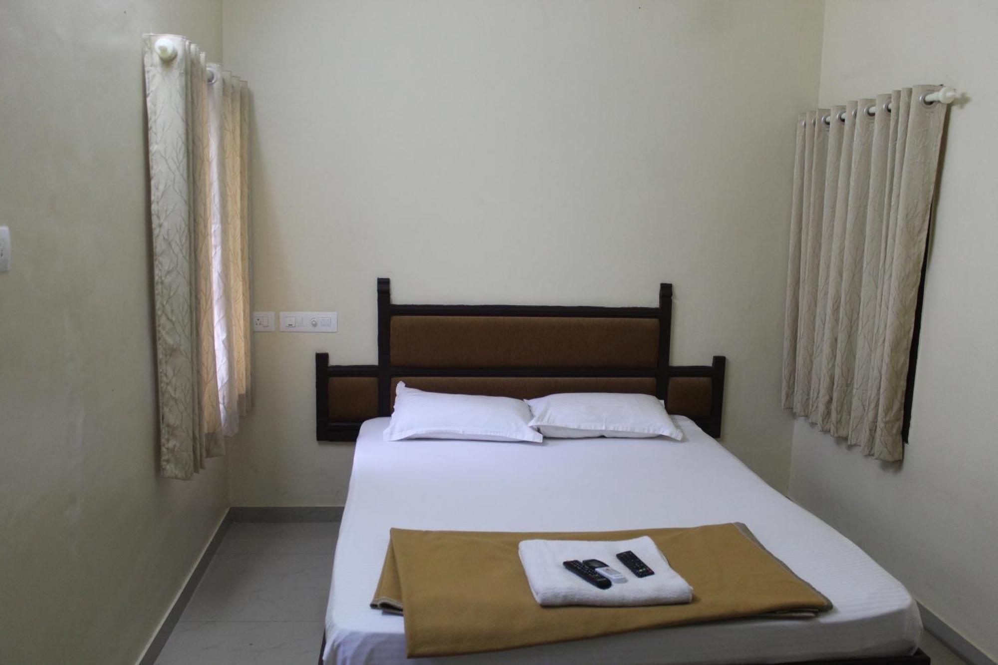 Anna Hotel Thiruvananthapuram Eksteriør billede
