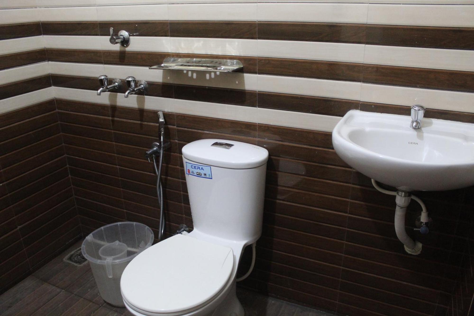 Anna Hotel Thiruvananthapuram Eksteriør billede