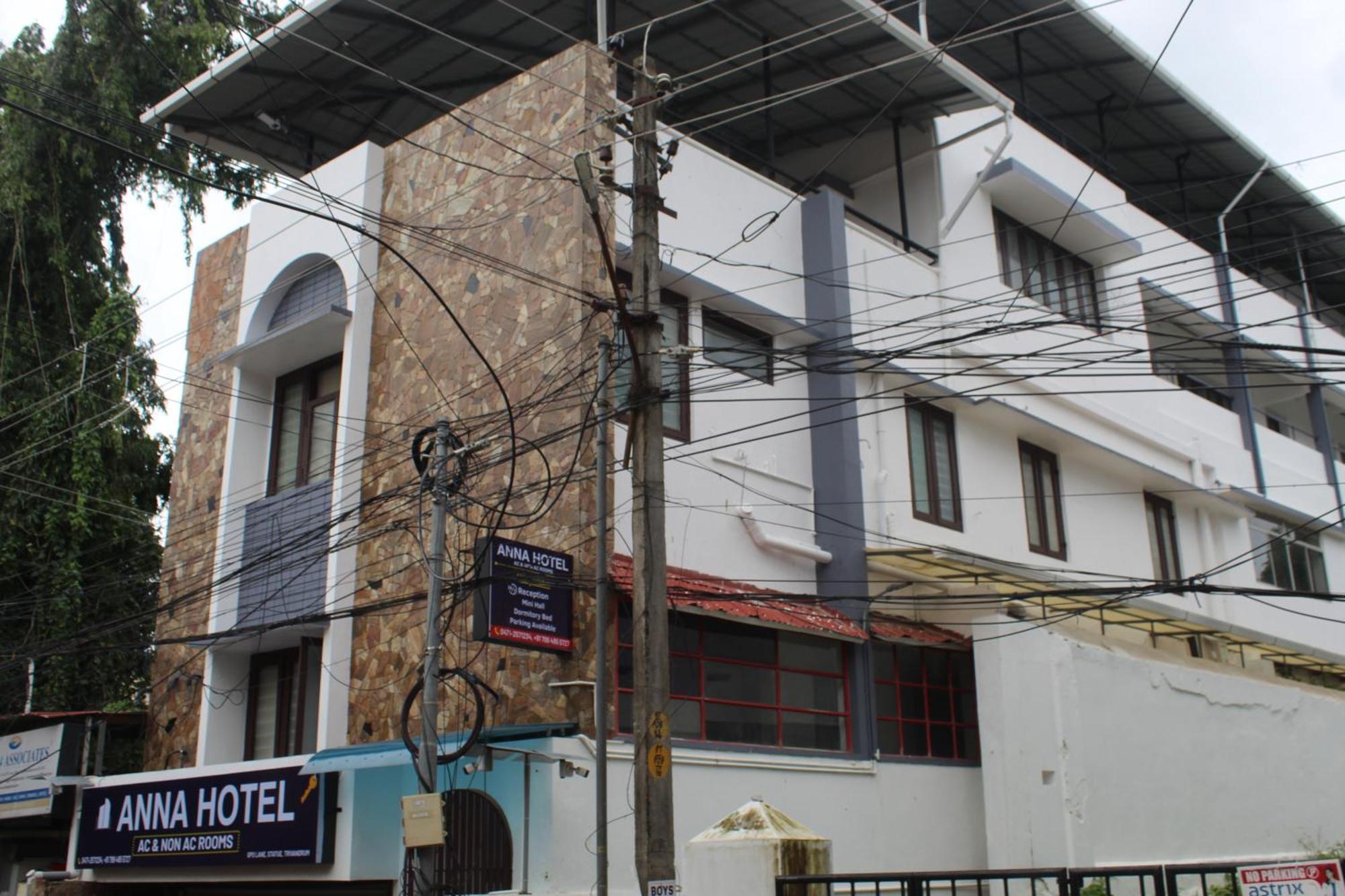 Anna Hotel Thiruvananthapuram Eksteriør billede