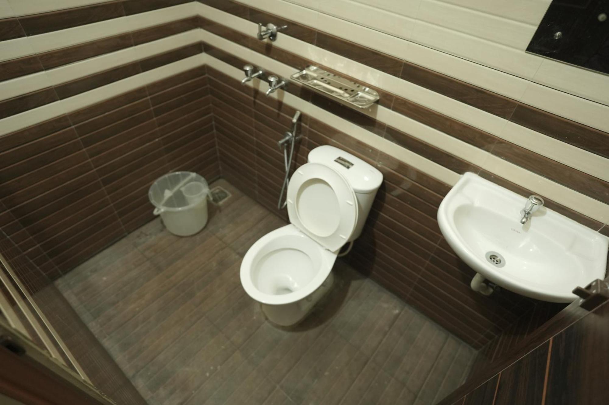 Anna Hotel Thiruvananthapuram Eksteriør billede